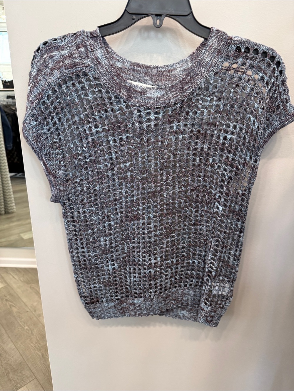 Open-Knit Short Sleeve Crew Sweater - Grey Blue